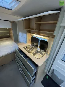 Fahrzeugbild LMC Style 450 D Queensbett Dusche 1800kg #13