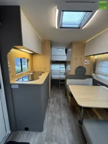 Fahrzeugbild LMC Tandero 500 K Etagenbetten ATC Dusche GFK-Wände #15