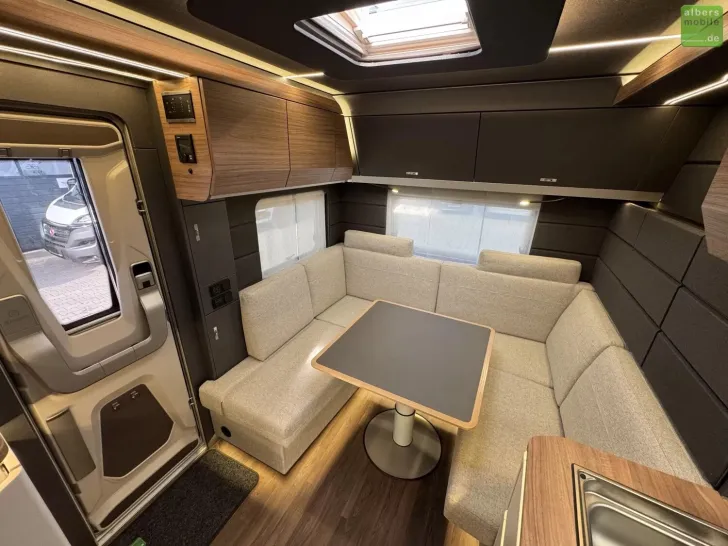 Fahrzeugbild Knaus Azur 500 EU 2000kg - Jetzt 10.509 Euro sparen! #11