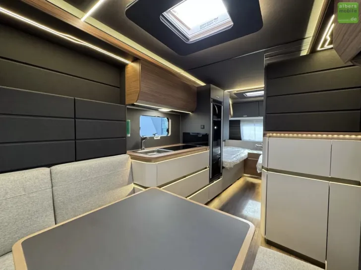 Fahrzeugbild Knaus Azur 500 EU 2000kg - Jetzt 10.509 Euro sparen! #12