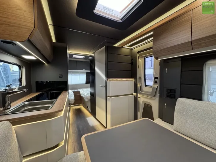 Fahrzeugbild Knaus Azur 500 EU 2000kg - Jetzt 10.509 Euro sparen! #13