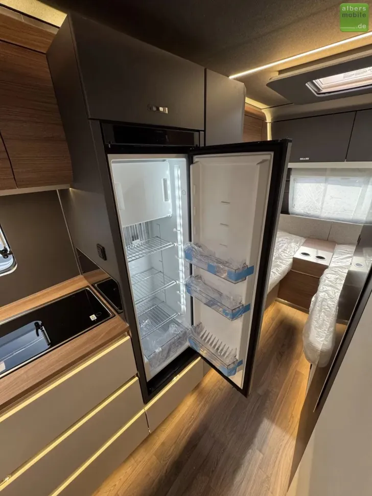 Fahrzeugbild Knaus Azur 500 EU 2000kg - Jetzt 10.509 Euro sparen! #16