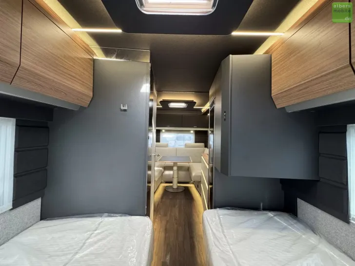 Fahrzeugbild Knaus Azur 500 EU 2000kg - Jetzt 7.209 Euro sparen! #22