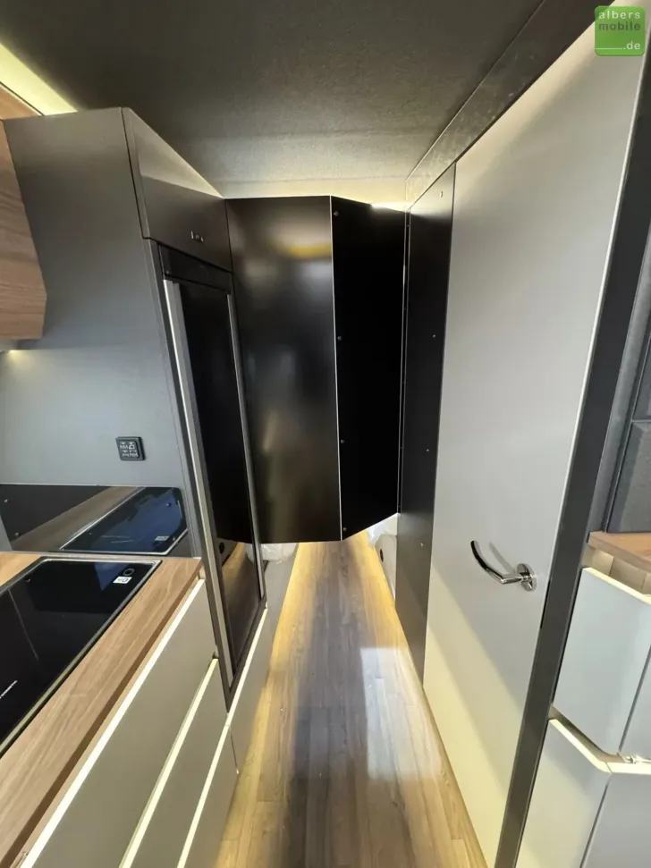 Fahrzeugbild Knaus Azur 500 EU 2000kg - Jetzt 10.509 Euro sparen! #26