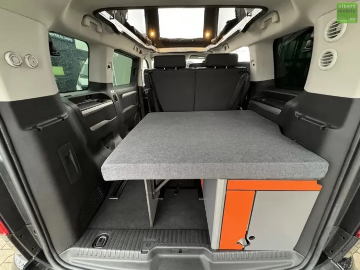 Fahrzeugbild Panama Urban 11 U11 Solar Safety AT 177PS #15