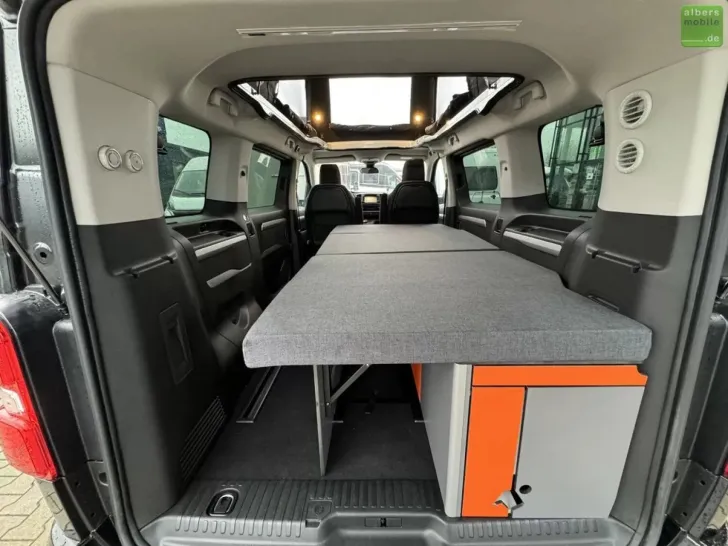 Fahrzeugbild Panama Urban 11 U11 Solar Safety AT 177PS #16