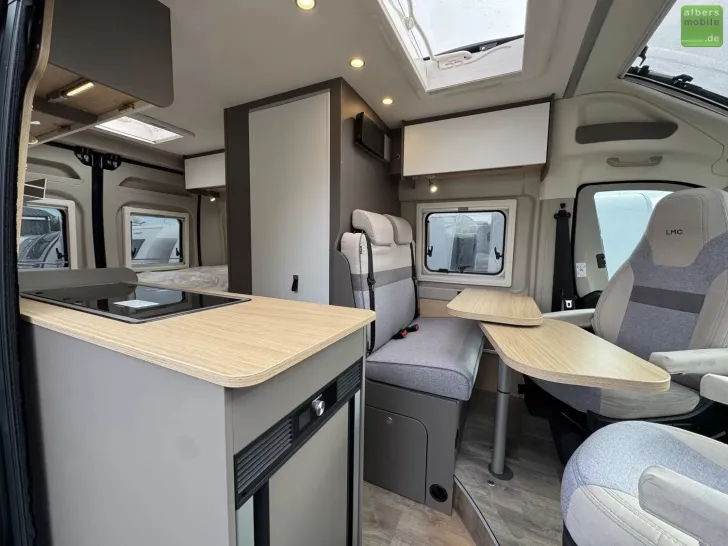 Fahrzeugbild LMC Innovan 540 5,40m Fiat Markise #9