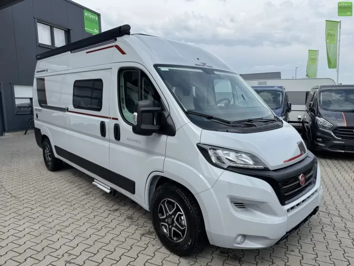 Fahrzeugbild Roller Team Livingstone 6 Advance Automatik Einzelbetten #1