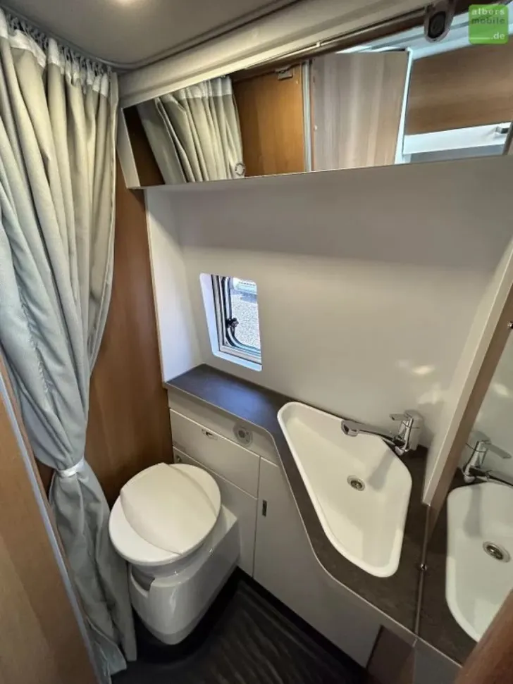 Fahrzeugbild VanTourer 600 D - Markise AHK Dieselheizung 165PS #17