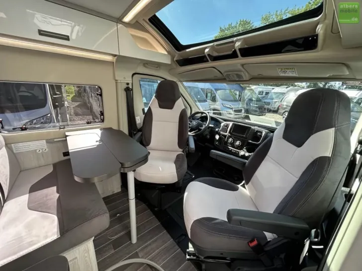 Fahrzeugbild Roller Team Livingstone Sport 6 Winter Paket LED 5,99m AHK #10