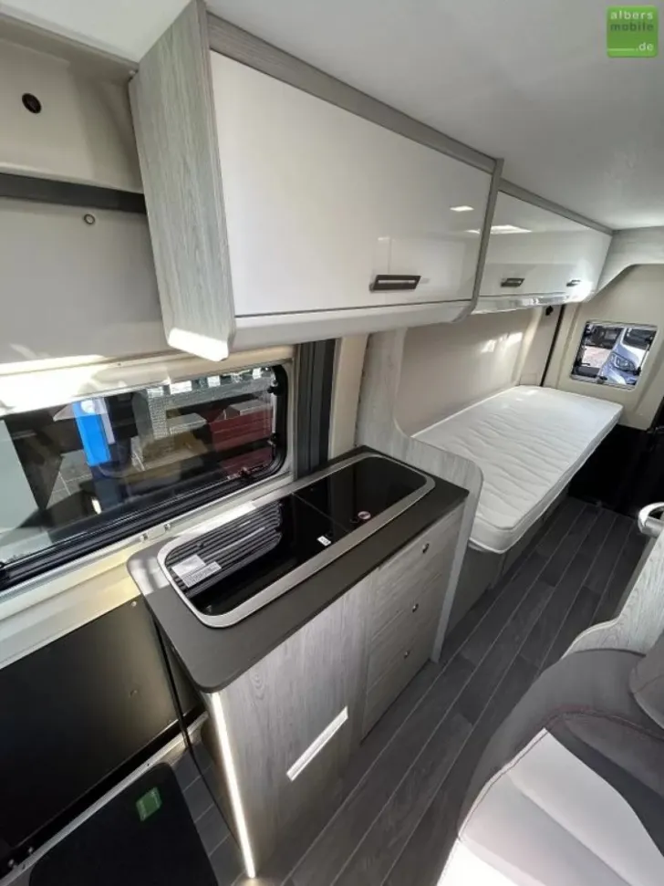 Fahrzeugbild Roller Team Livingstone Sport 6 Winter Paket LED 5,99m AHK #13