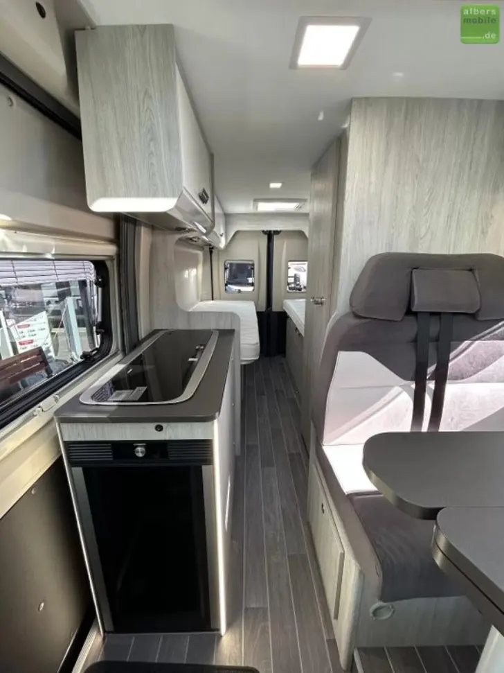 Fahrzeugbild Roller Team Livingstone Sport 6 Winter Paket LED 5,99m AHK #17