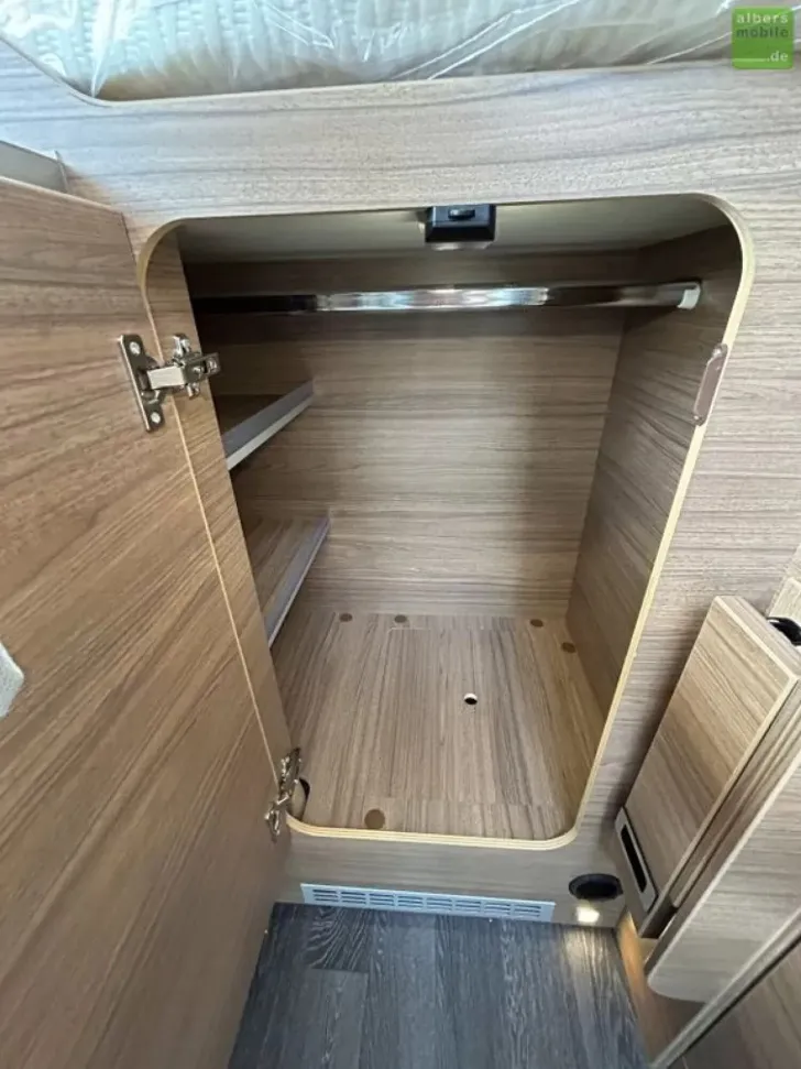 Fahrzeugbild Knaus Tourer Van 500 MQ Vansation Automatik 3500 kg TV #25