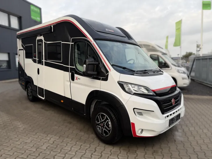 Fahrzeugbild Challenger X 250 Open Edition Automatik 180PS Arctic Paket #1