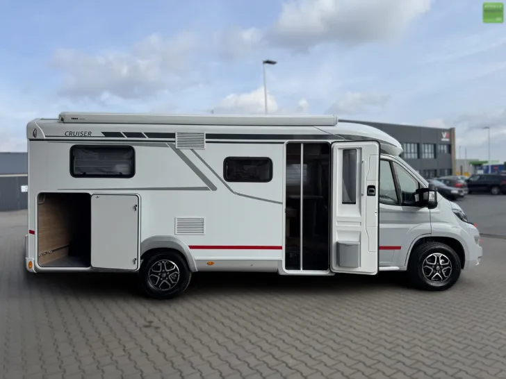 Fahrzeugbild LMC Cruiser T 662 G Automatik Safety Markise #6