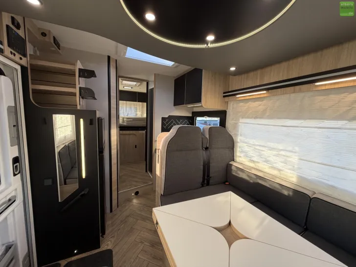 Fahrzeugbild Challenger Teilintegriert 384 Etape Edition Hubbett #11