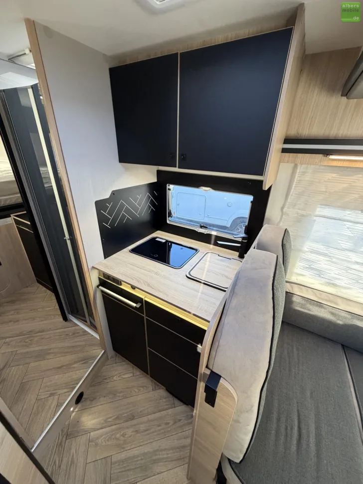 Fahrzeugbild Challenger Teilintegriert 384 Etape Edition Hubbett #12