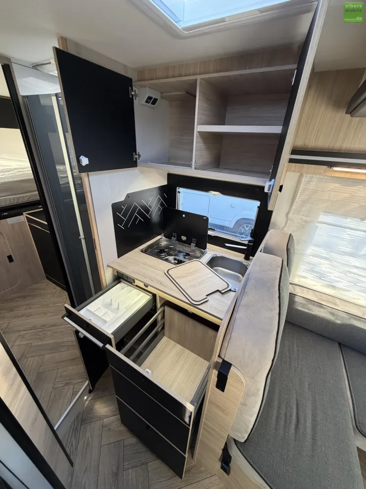 Fahrzeugbild Challenger Teilintegriert 384 Etape Edition Hubbett #13