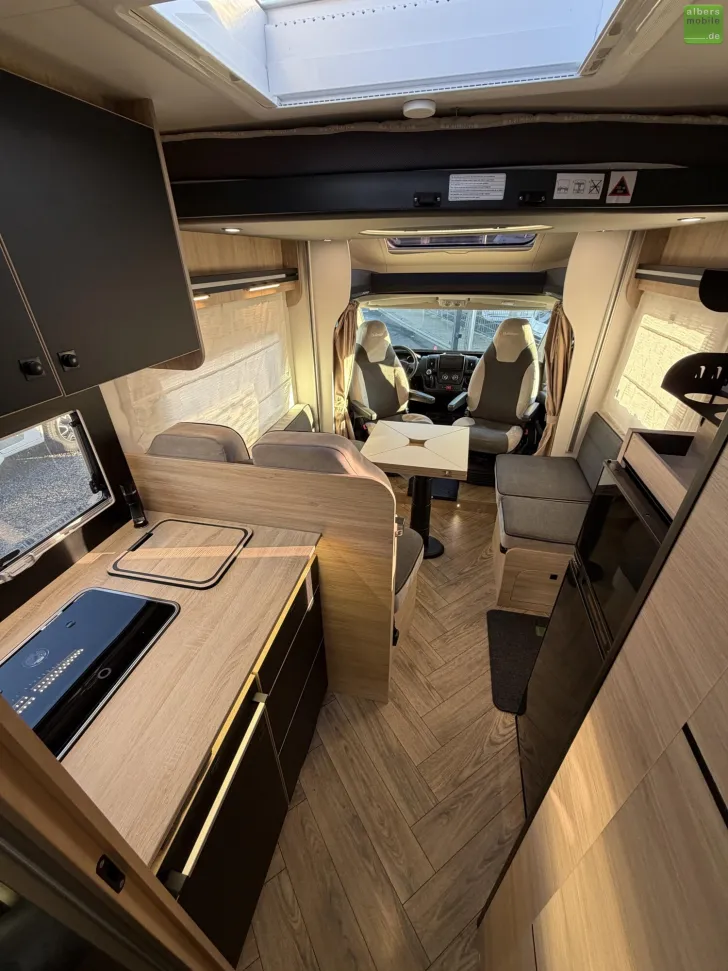 Fahrzeugbild Challenger Teilintegriert 384 Etape Edition Hubbett #23