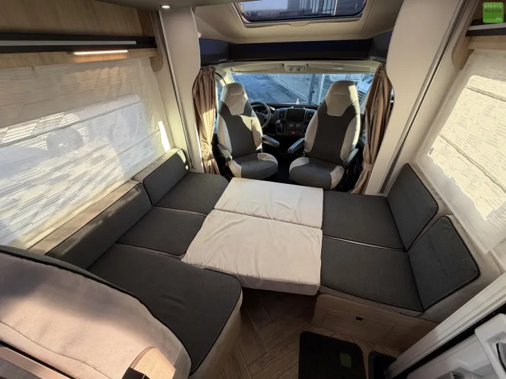 Fahrzeugbild Challenger Teilintegriert 384 Etape Edition Hubbett #26