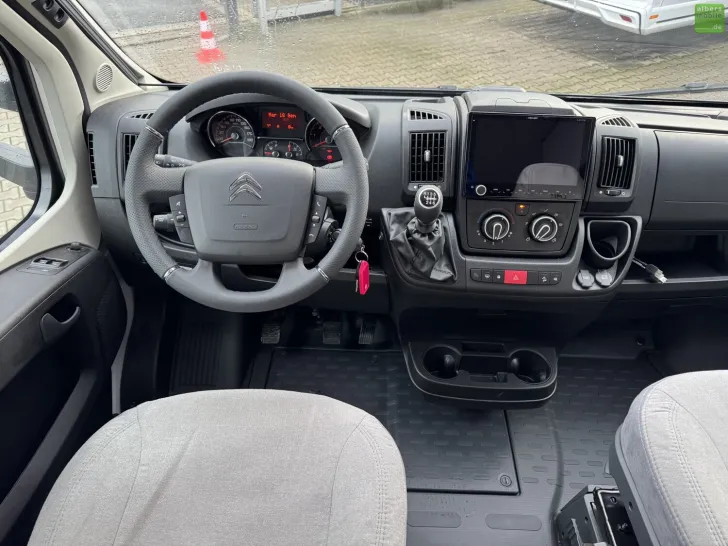 Fahrzeugbild LMC Tourer Lift H 630 Hubbett Französisches Bett #28