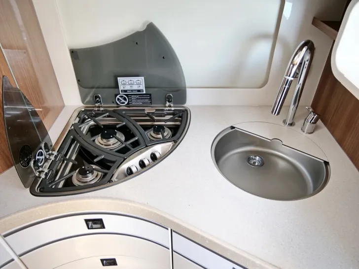 Fahrzeugbild Carthago chic e-line I  50 LE DA #10