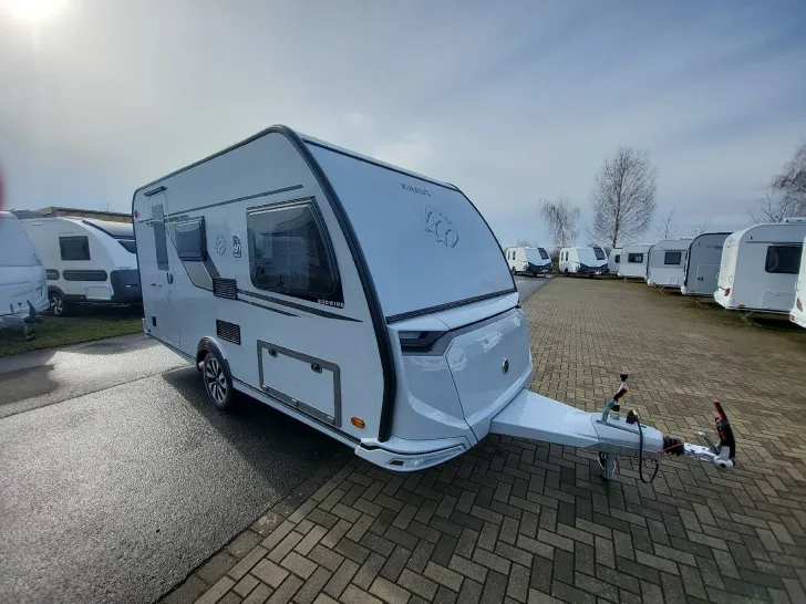 Frontal Vorne Knaus Südwind 420 QD 60 YEARS