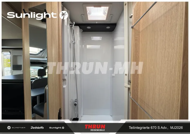 Fahrzeugbild Sunlight Adventure T Ford 670S #22