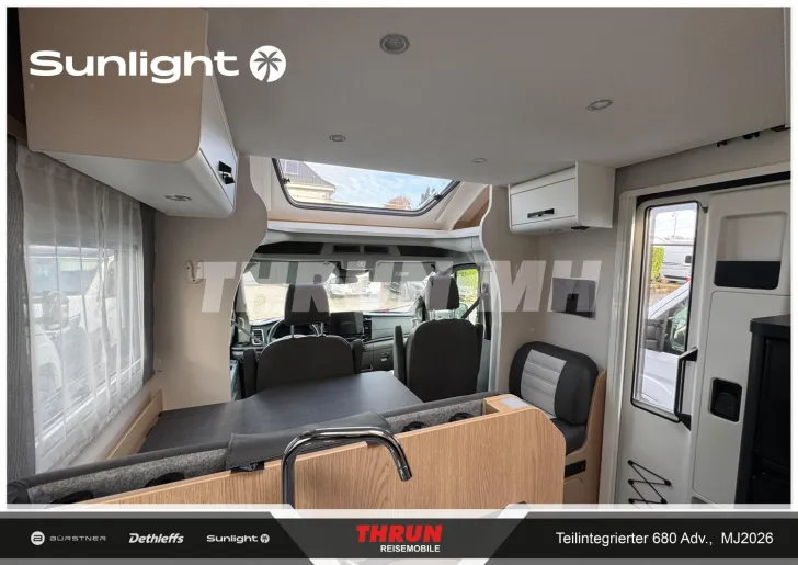 Fahrzeugbild Sunlight Adventure T Ford 680 #28