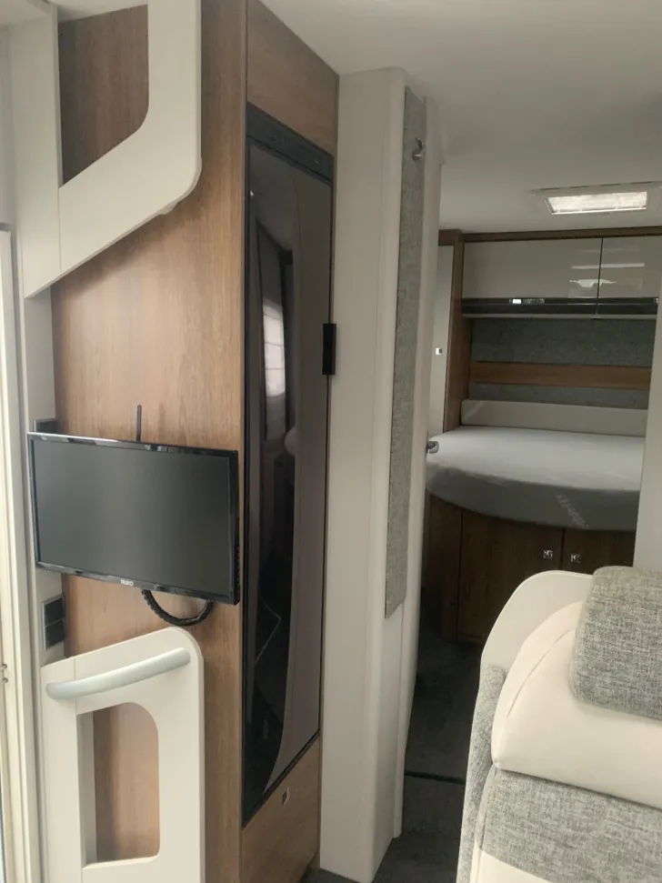 Fahrzeugbild Dethleffs Trend T 6757 DBM 4 Pakete+SAT+TV #9