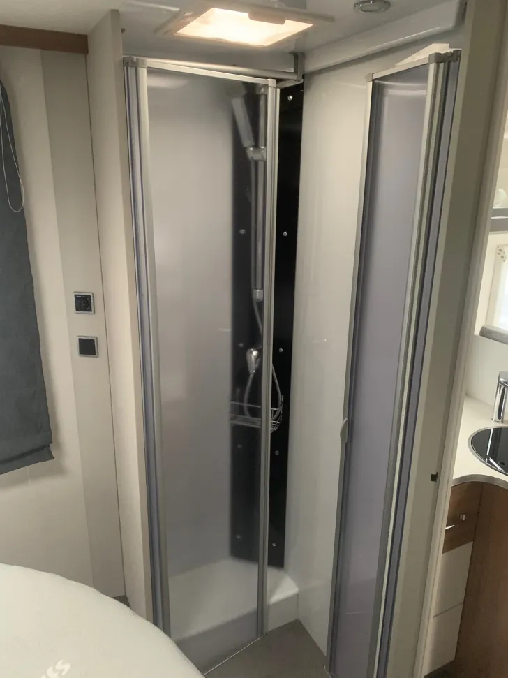 Fahrzeugbild Dethleffs Trend T 6757 DBM 4 Pakete+SAT+TV #13