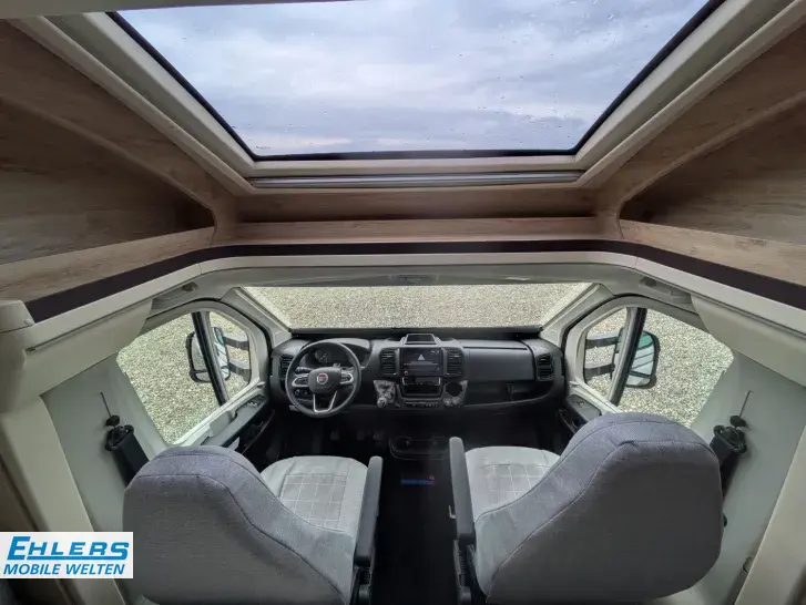 Fahrzeugbild Eura Mobil Profila RS PRS 695 HB 140PS/Navi/Klima/Alu/ Radträger #6
