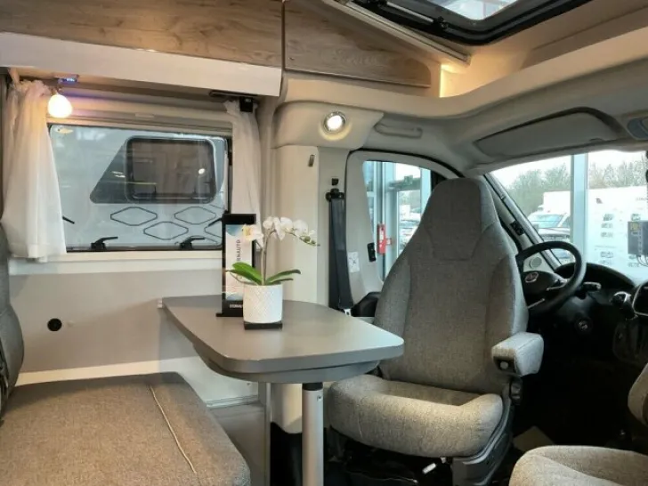 Fahrzeugbild Hymer Exsis-T 474 / Solar / TV 22 Zoll / Navi / Kamera #8