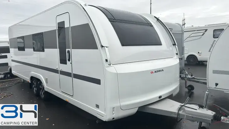 Schräg Vorne Adria Alpina 663 HT