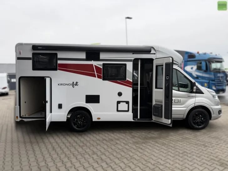 Fahrzeugbild Roller Team Kronos Fit 281 TL Design Winter Navi ACC 2026 #7