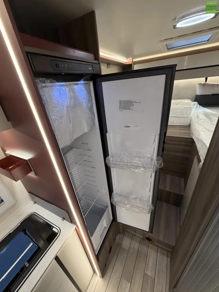 Fahrzeugbild Roller Team Kronos Fit 281 TL Design Winter Navi ACC 2026 #14