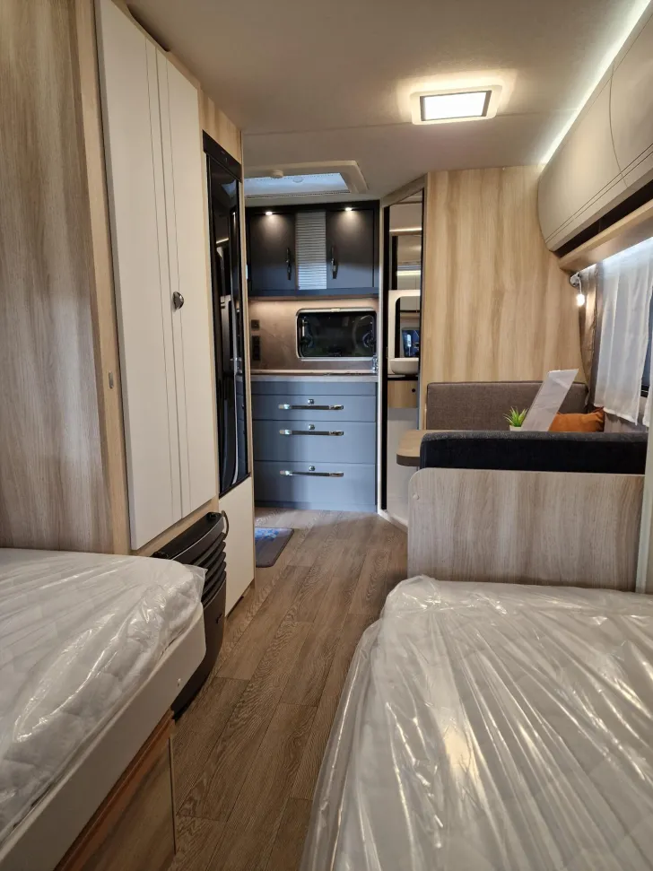 Fahrzeugbild Hobby De Luxe 460 SL - 50 Jahre Schmidtmeier Edition #13