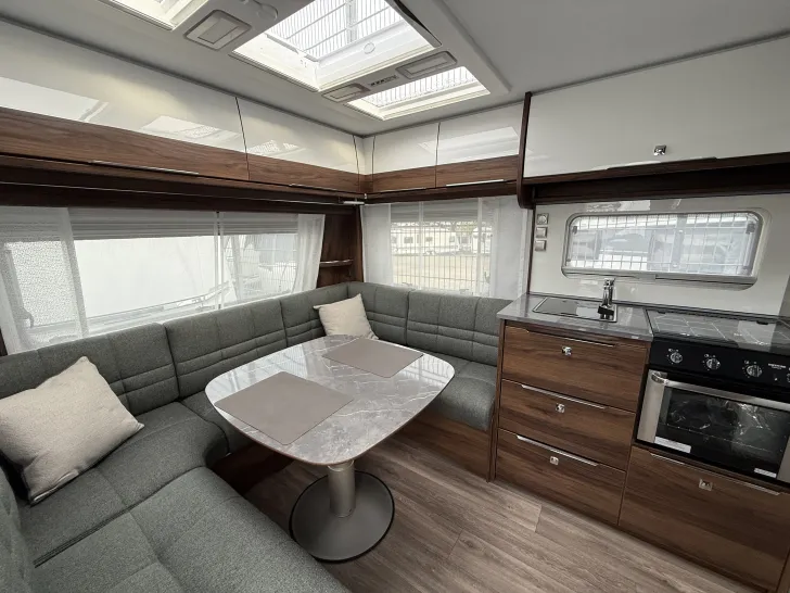 Fahrzeugbild Fendt Diamant 560 SGW Neufahrzeug 2025 ausgestellt! #9