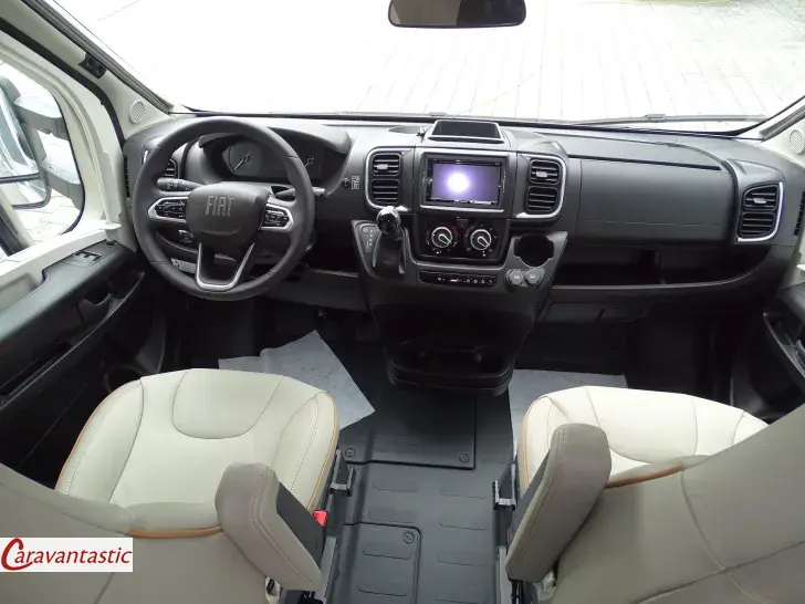 Fahrzeugbild Bürstner B 66 TD 690 G #7