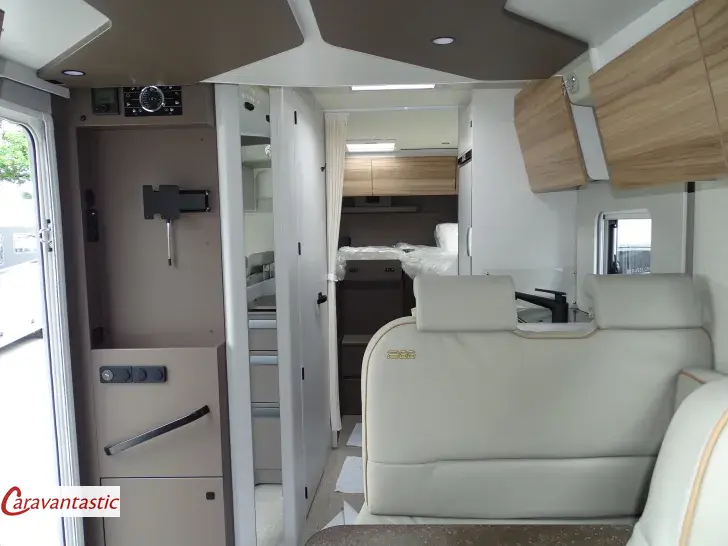 Fahrzeugbild Bürstner B 66 TD 690 G #8