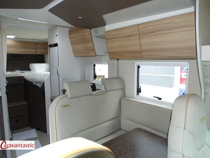 Fahrzeugbild Bürstner B 66 TD 690 G #10