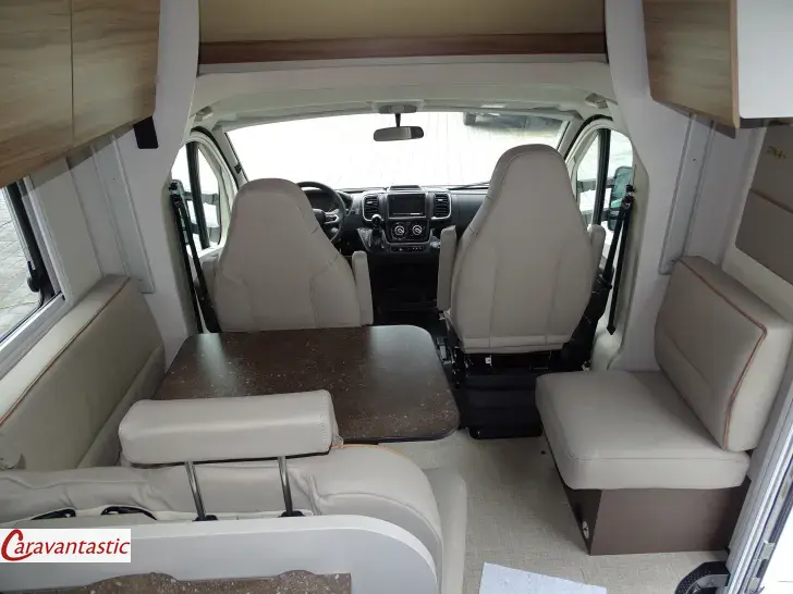 Fahrzeugbild Bürstner B 66 TD 690 G #18