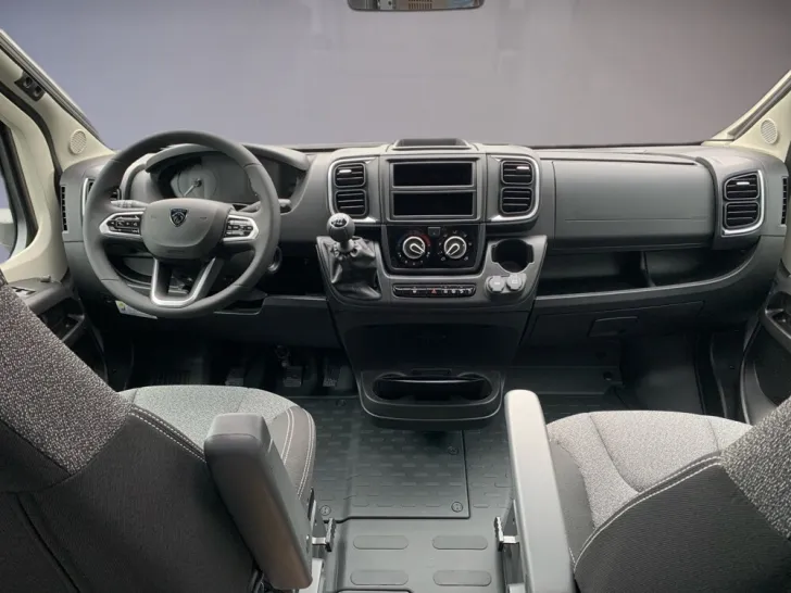 Fahrzeugbild Crosscamp EXPDN T 7.0 E Peugeot #10