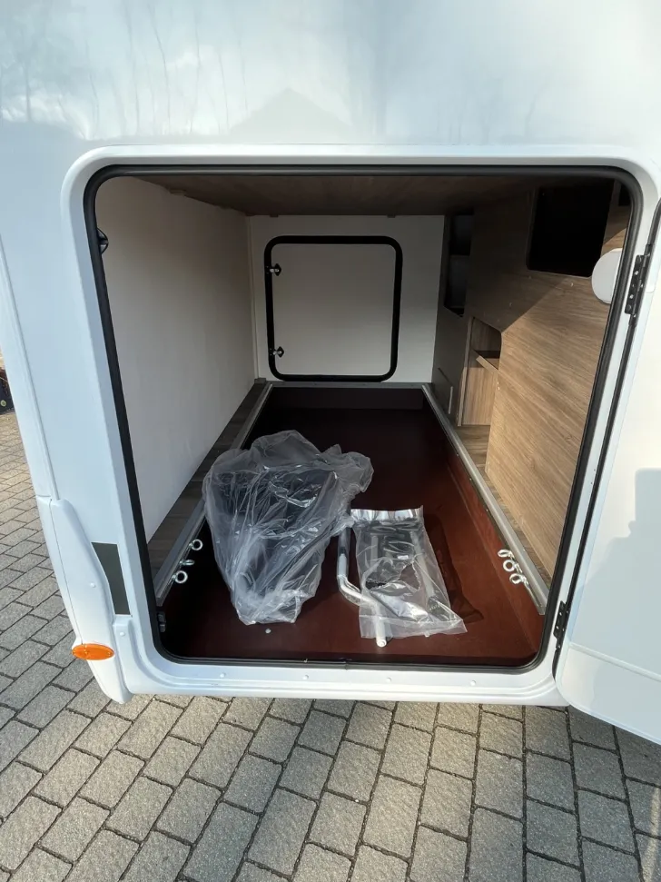 Fahrzeugbild Carado T447 pro+ *5 Sitzp.*Hubbett*LED* #13