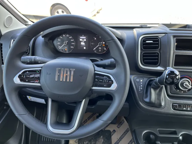 Fahrzeugbild Carado T447 pro+ *5 Sitzp.*Hubbett*LED* #33