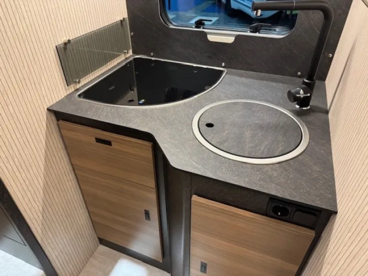 Fahrzeugbild Rimor Sarus 95 PLUS *Mod.26*Hubbett* #4