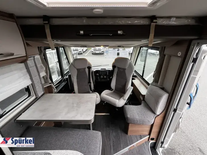 Fahrzeugbild Knaus L!VE I 650 MEG *Klima*5-Pakete*Navi*4000kg* #8