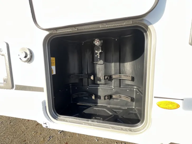 Fahrzeugbild Bürstner Lyseo TD 690 G Harmony Line | TV | SHZ | Safety #30