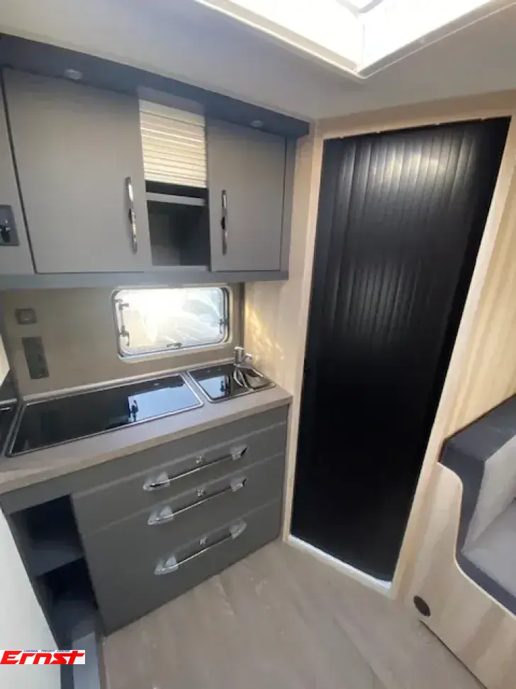 Fahrzeugbild Hobby De Luxe 460 SL #4