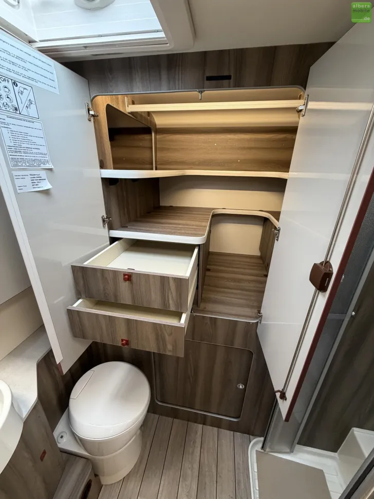 Fahrzeugbild Roller Team Kronos Fit 230 TL Hubbett Winter Automatik 2026 #21